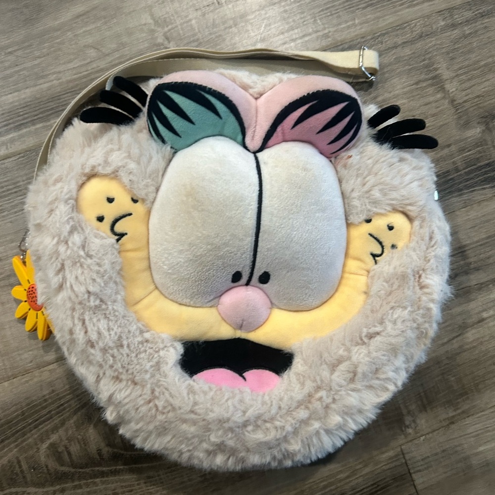 GARFIELD Original Plush Crossbody